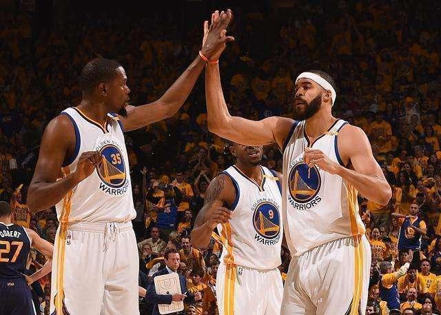 沪媒：柔佛48次射门无法叩开海港大门，替补门将陈威一战封神（沪媒：柔佛48脚轰门仍无解，海港替补门将陈威神勇一战成名）