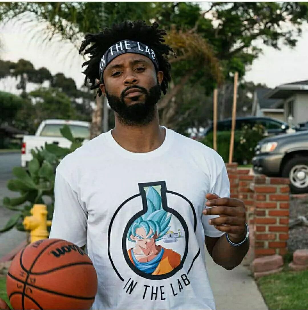 莫雷诺：第一天到米兰我还穿着卡通内裤，结果队友们都穿名牌（莫雷诺谈初到米兰：我穿卡通内裤，队友全是名牌）