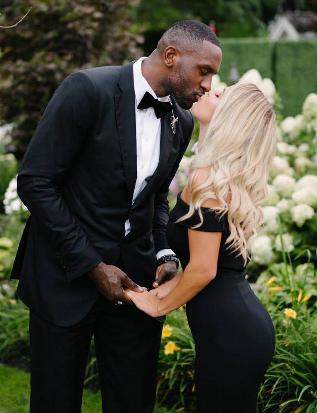 上次英超客战桑德兰，阿森纳依靠吉鲁替补梅开二度4-1胜（英超上次做客桑德兰，阿森纳凭吉鲁替补梅开二度4-1告捷）