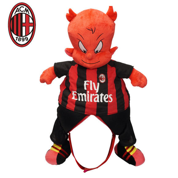 马卡：梅西参观诺坎普引发回归猜测，而美职联支持短期租借（马卡：梅西造访诺坎普引发回归传闻，美职联或批准短期租借）