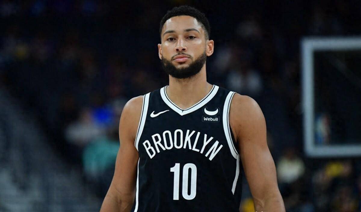 官方：狼队签下挪威后卫沃尔费；据悉转会费为1200万欧（官宣：狼队引进挪威后卫沃尔费，转会费约1200万欧元）